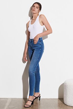 Skinny Fit Dar Kesim Yüksek Bel Esnek Jean Kot Pantolon