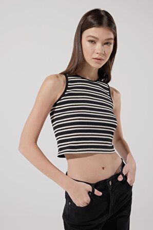 Slim Fit Dar Kesim Bisiklet Yaka Kolsuz Crop Siyah Çizgili Esnek Tişört
