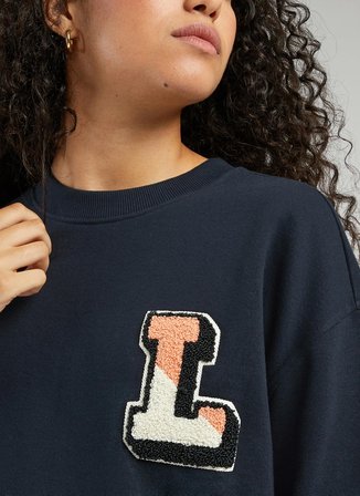 Lee Bisiklet Yaka Koyu Siyah Kadın Sweatshırt L53LRY86