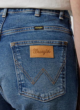 Wrangler Yüksek Bel Dar Paça Mom Fit Kadın Denim Pantolon W246009XT