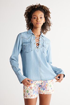 Regular Fit Normal Kesim Yakası Bağcıklı Açık Mavi Jean Kot Gömlek