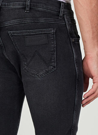Wrangler Düşük Bel Slim Fit Erkek Denim Pantolon W18S02958 Larston Jean Pantolon