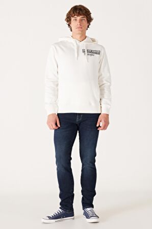 Regular Fit Normal Kesim Kapüşonlu Şardonlu Kırık Beyaz Sweatshirt