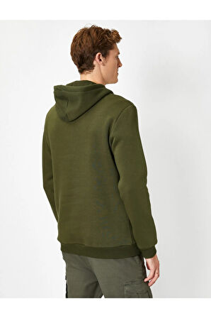Uzun Kollu Kapüşonlu Sweatshirt