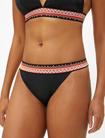 Desenli Bikini Altı
