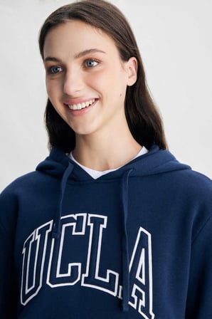 RILEY Lacivert Kapüşonlu Nakışlı Standard Fit Kadın Sweatshirt