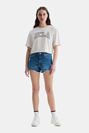 HELENA Bej Bisiklet Yaka Oversize Crop Nakışlı Oversize  Kadın Tshirt
