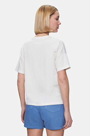 ODETTE Kemik Rengi Bisiklet Yaka Baskılı Loose Fit Kadın Tshirt