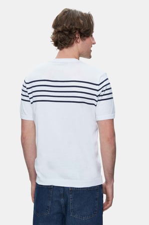 KENDRICK Beyaz Çizgili Bisiklet Yaka Triko Nakışlı Standard Fit Erkek Tshirt