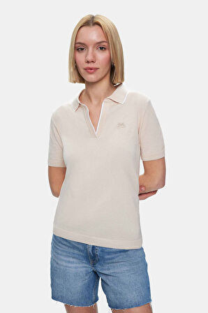 SASHA Kemik Rengi Polo Yaka Triko Nakışlı Standard Fit Kadın Tshirt