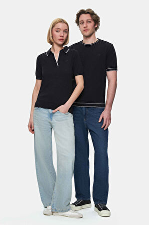 SASHA Siyah Polo Yaka Triko Nakışlı Standard Fit Kadın Tshirt