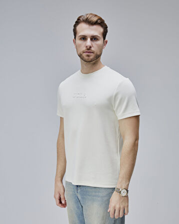CANARY Kemik Rengi Bisiklet Yaka Gofre Baskılı Standard Fit Erkek Tshirt