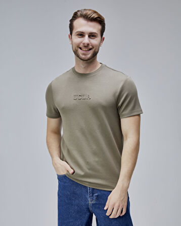 CANARY Haki Bisiklet Yaka Gofre Baskılı Standard Fit Erkek Tshirt