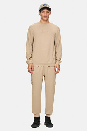 DALEY Koyu Bej Kargo Cepli Gofre Baskı Standard Fit Erkek Eşofman Alt