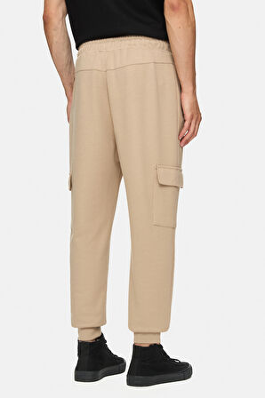 DALEY Koyu Bej Kargo Cepli Gofre Baskı Standard Fit Erkek Eşofman Alt