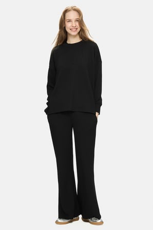 ELOWEN Siyah Bisiklet Yaka Gofre Baskılı Modal Kumaş Loose Fit Kadın Sweatshirt
