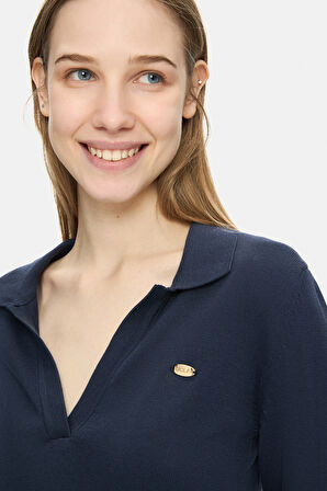 IRENE Lacivert Polo Yaka Triko Metal Logololu Standard Fit Kadın Triko