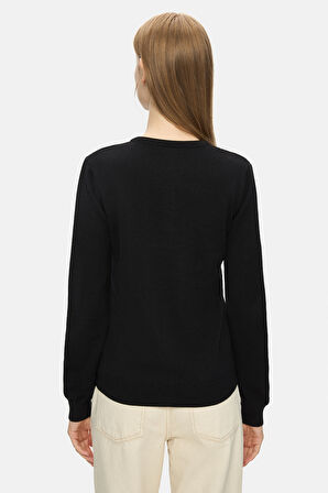 NOVA Siyah Bisiklet Yaka Metal Logololu Standard Fit Kadın Hırka