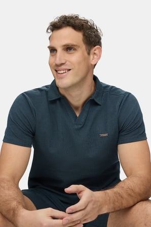 FELIPE Lacivert Polo Yaka Krinkıl Hafif Kumaş Metal Logolu Standard Fit Erkek Tshirt