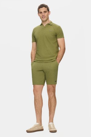 FELIPE Haki Polo Yaka Krinkıl Hafif Kumaş Metal Logolu Standard Fit Erkek Tshirt