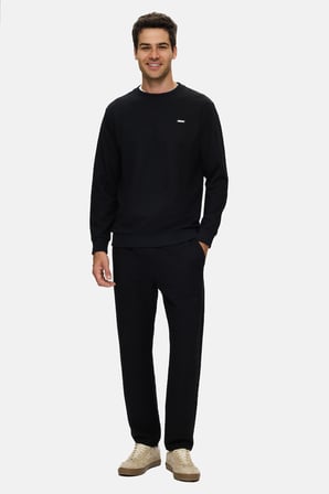 LUCA Siyah Bisiklet Yaka Krinkıl Hafif Kumaş Metal Logolu Standard Fit Erkek Sweatshirt
