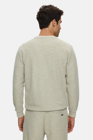 LUCA Kemik Rengi Bisiklet Yaka Krinkıl Hafif Kumaş Metal Logolu Standard Fit Erkek Sweatshirt