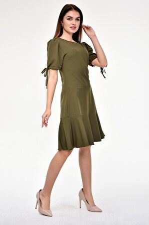 Kadın Pileli kol Bağlama Detaylı Volanlı Midi Boy Elbise 3812/100