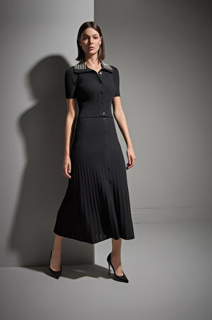 Süs Çıtçıt Detaylı Siyah Midi Triko Etek