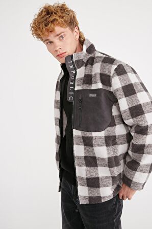 JP OUTERWEAR PLAID JACKET