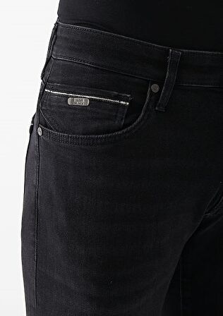 M0035133159 Mavi Erkek Marcus Slim Straight Jean Pantolon Siyah