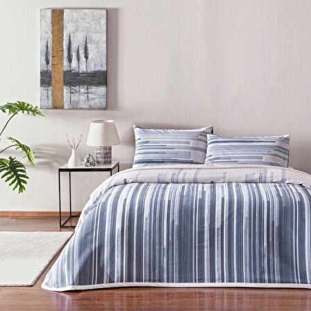 Taç Baskılı Grid Çift Kişilik Pike Takımı Mavi