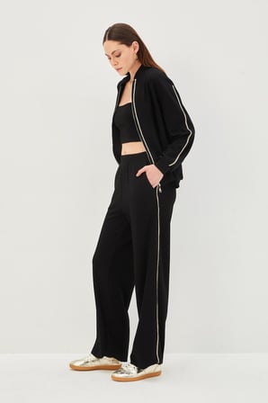 Şerit Detaylı Dik Yakalı Regular Örme Sweatshirt