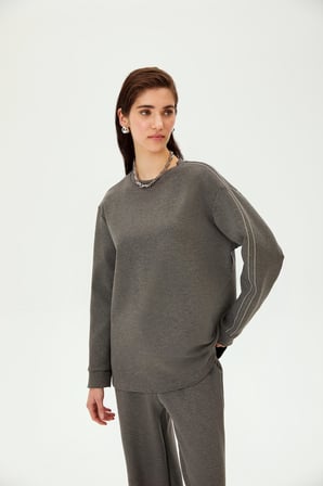 Parlak Taşlı Oversize Sweatshirt