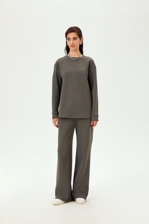 Parlak Taşlı Oversize Sweatshirt