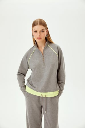 Sarı Paraşüt Kumaş Detaylı Dik Yaka Fermuarlı Örme Sweatshirt