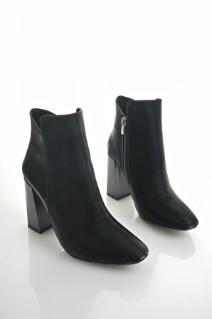 Muggo ELODİE Garantili V Kesim Kalın Topuklu Kadın Bot