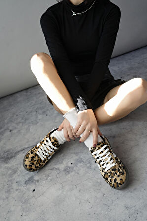 Muggo LEOPARD Garantili Kadın Ortopedik Günlük Bağcıklı Yürüyüş Leopar Desenli Sneaker Spor Ayakkabı