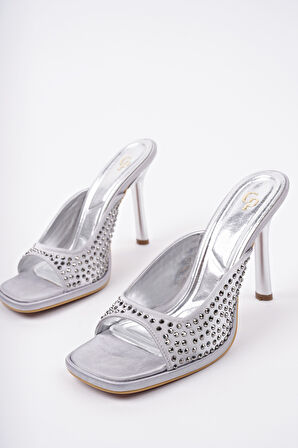 Muggo PUJA Küt Burun İnce Topuklu Taşlı Kadın Topuklu Terlik