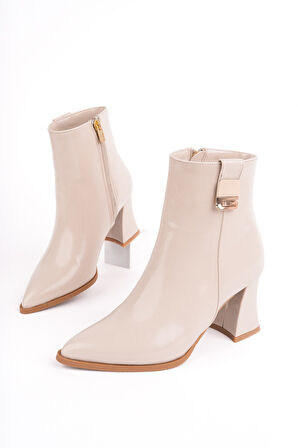 Muggo LUXERA Sivri Burun Toka Detaylı Fermuarlı Kalın Topuklu Kadın Bot