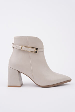 Muggo GLORİA Sivri Burun Kemer Detaylı Kalın Topuklu Fermuarlı Kadın Bot