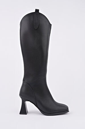 Muggo ASTORİA Küt Burun Yandan Fermuarlı Topuklu Kadın Çizme 