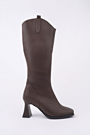 Muggo ASTORİA Küt Burun Yandan Fermuarlı Topuklu Kadın Çizme 