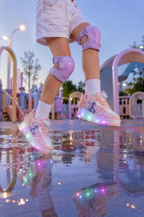 Muggo WINGS Çocuk Kanat Detaylı Işıklı Patenli Tekerlekli Sneaker Spor Ayakkabı