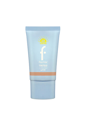 Sun Lovers Nemlendirici Etkili & Doğal Bitişli Renkli Güneş Koruyucu SPF50