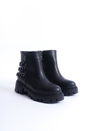 Kadın Zincir Detaylı Fermuarlı Kalın Taban Günlük Bot