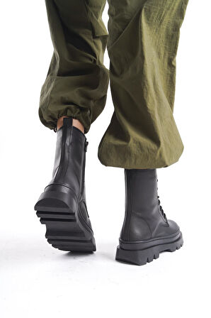 Kadın Tırtık Taban Postal Bot Bağcıklı Fermuarlı Rahat Taban Tam Kalıp Bot