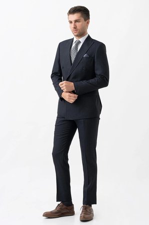 Lacivert Uyumlu Beyaz İnce Çizgili Regular Fit Rahat Kalıp Kruvaze Premium Takım Elbise