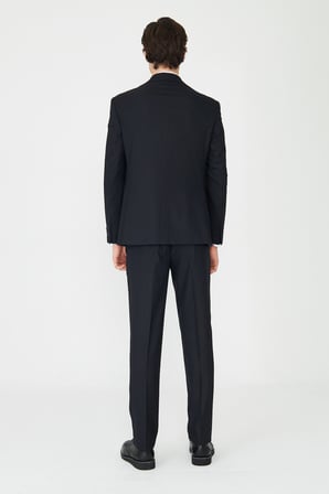 Lacivert İnce Çizgili Modern Slim Fit Klasik Yaka Takım Elbise