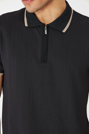 Siyah Fermuarlı Polo Yaka Erkek T-Shirt