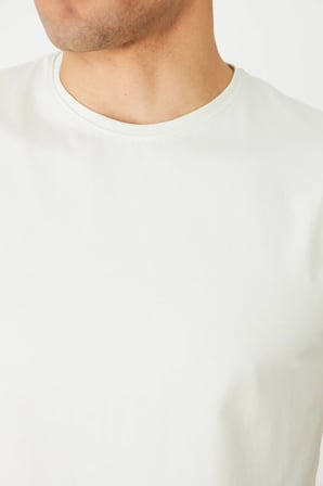 Ekru Basic Bisiklet Yaka Erkek T-Shirt
